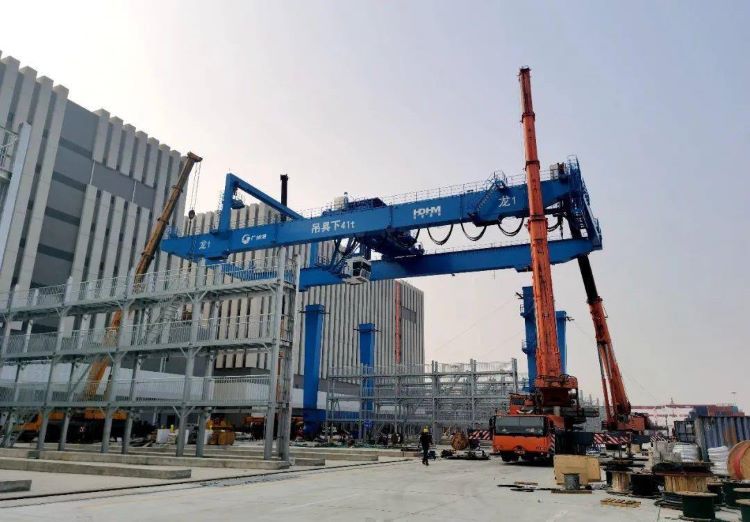 Lingang_Cold_Chain_Logistic_Center_Reefer_Rack_Gantry_Project Phase_I_12_Reefer_Gantry_Structure_Installation_19Oct2021